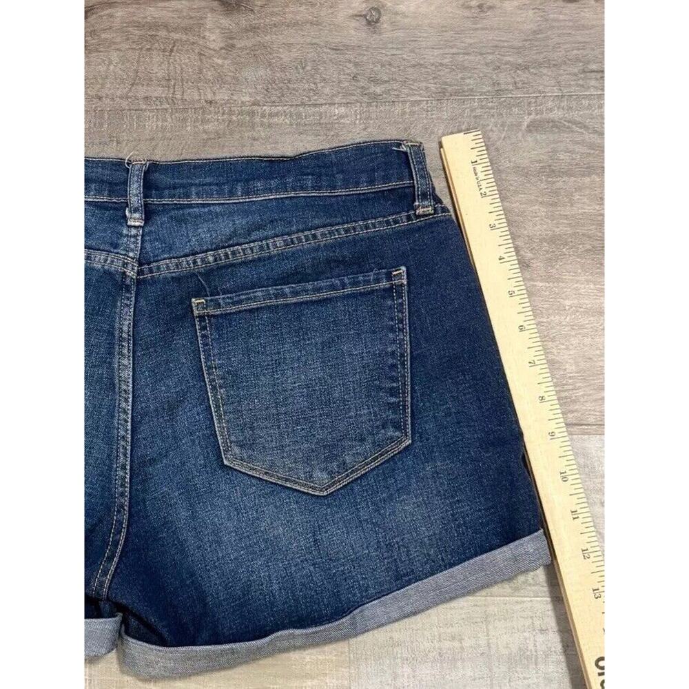 Old Navy The Boyfriend Shorts Womens 8 Blue Denim Dark Wash Faded Cuffed Comfort - Picture 9 of 9